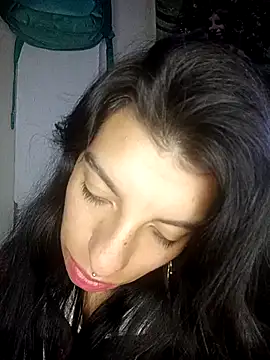 Snapshot of Ariell_Kieran chatting on October 13, 6:16 am Ariell Kieran online show from October 13, 6:16 am