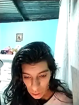 Snapshot of Ariell_Kieran chatting on September 16, 5:15 am Ariell Kieran online show from September 16, 5:15 am