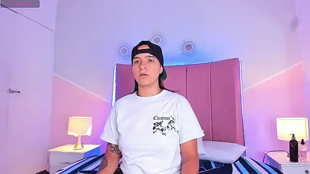 Liiam smith  online show from September 21, 12:48 pm