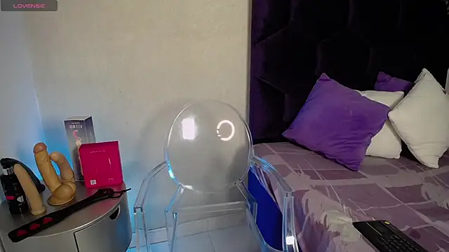 GochitaWild online show from November 6, 8:04 pm