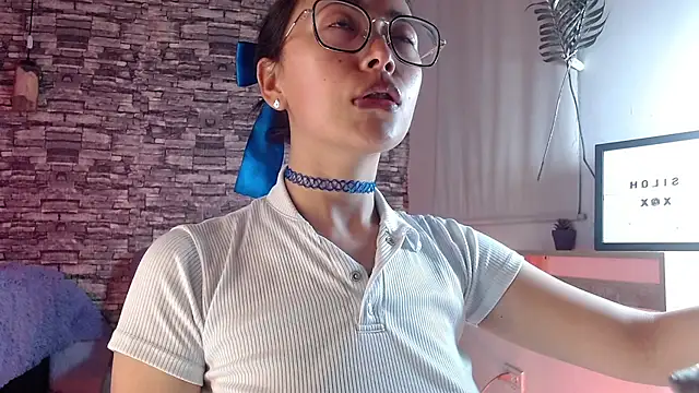 Luna 7 777 online show from May 13, 6:19 am