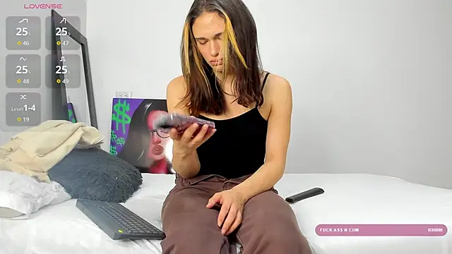 andrea cherryy online show from November 12, 1:42 pm