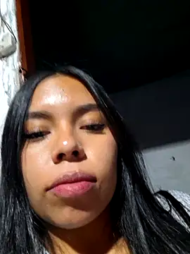 ZoeWan69 online show from June 28, 1:01 am