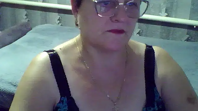 ElzaJewel online show from November 12, 6:50 pm