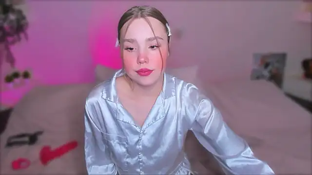 YourMegan online show from May 1, 5:27 pm