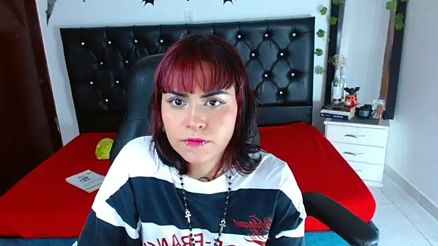 veronica luar online show from April 22, 5:10 pm