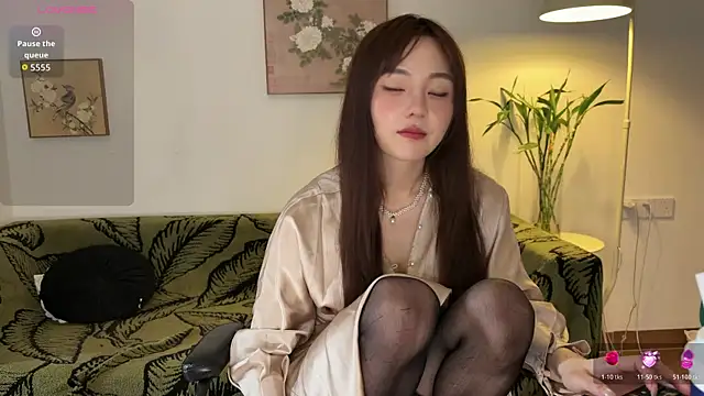 nanaliu6 online show from July 19, 2:36 am