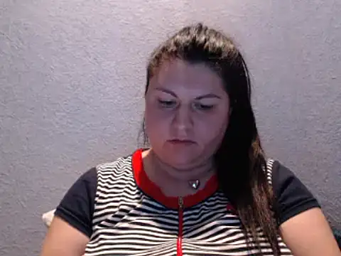 Snapshot of KiraSwee chatting on September 25, 4:50 pm KiraSwee online show from September 25, 4:50 pm