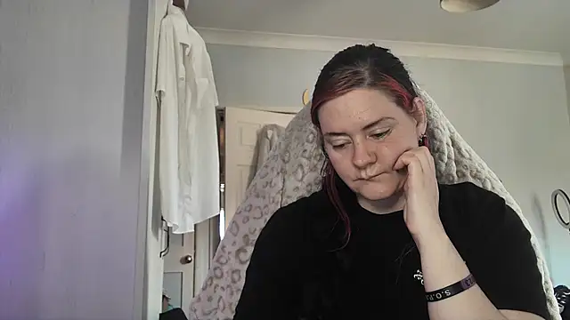 AureliaXOX online show from March 20, 10:53 am