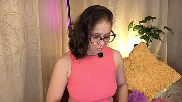 sophia dumont online show from June 21, 11:47 am
