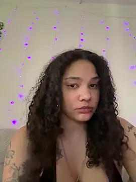 tastylolaaa online show from June 22, 12:59 am