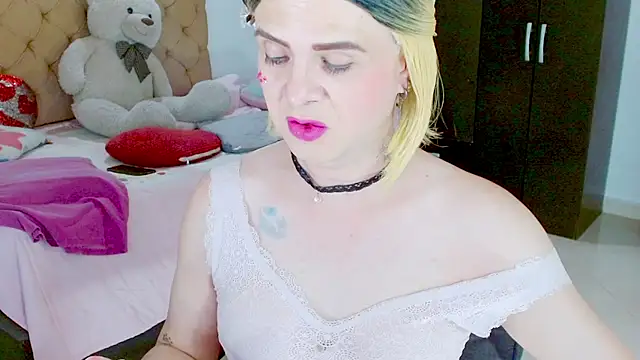 Dolldirtyxxx online show from July 8, 11:29 pm