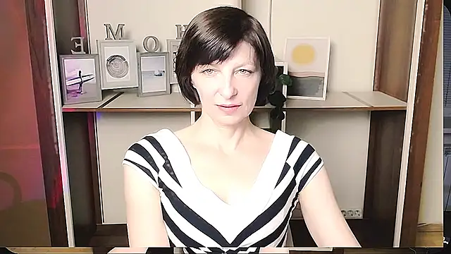  AngeliaFlow  online show from June 25, 7:46 am