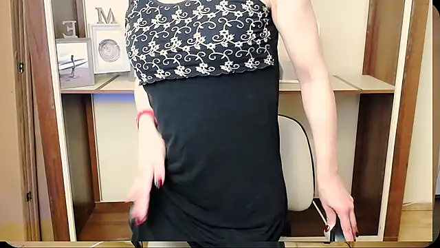  AngeliaFlow  online show from July 3, 9:04 am