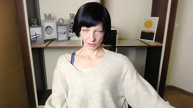 Snapshot of _AngeliaFlow_ chatting on September 15, 6:54 am AngeliaFlow online show from September 15, 6:54 am