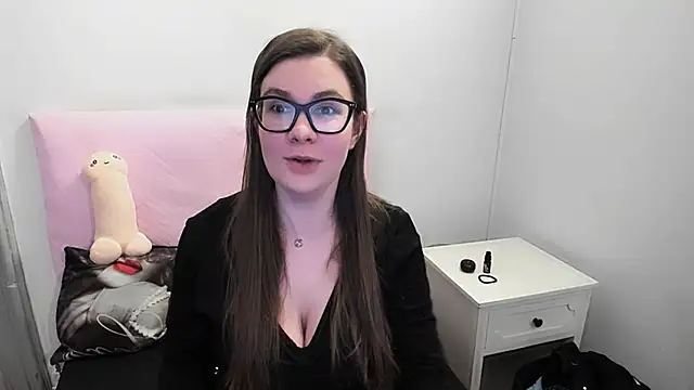 CarolineFlirt online show from March 11, 3:47 pm