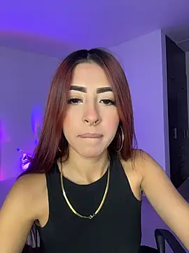 Mirandaa Rogers online show from June 9, 7:02 pm