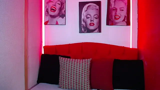 Tiana Ebony18 online show from July 2, 12:11 pm