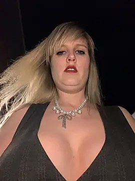 Sexybiene969 online show from March 5, 5:42 pm