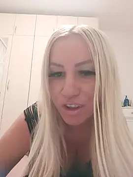 visnjica online show from October 8, 9:52 pm