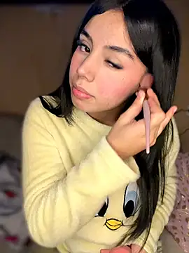 Laura-Khalifa online show from July 23, 5:26 am