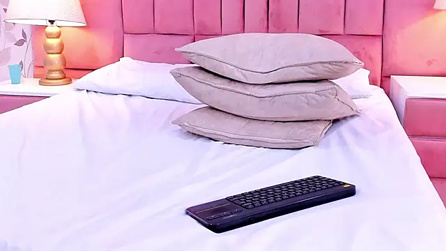 ArianaFranco online show from November 28, 1:41 am