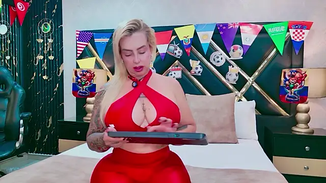 SophieWinsloow online show from July 17, 12:20 pm