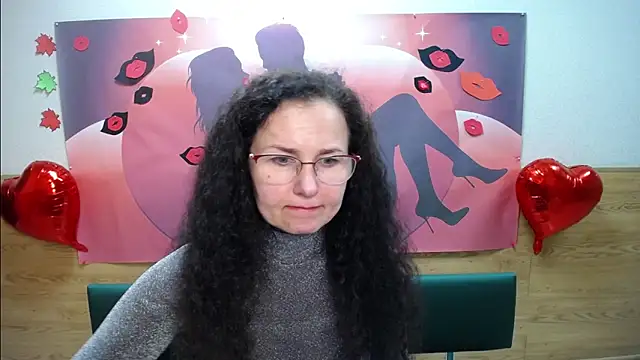 Miroslava Happi online show from October 12, 6:16 am