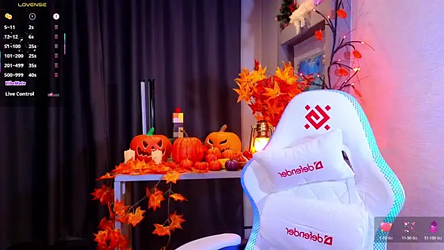 Hisoka akerley online show from November 1, 6:12 pm