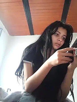 CHLOE ISABELL online show from October 12, 6:54 pm