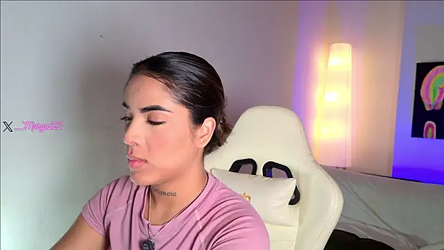 Maryybellax online show from July 31, 1:50 am