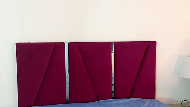 ParanoidTemptaion  online show from April 23, 3:03 pm