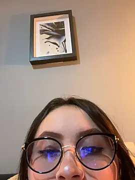 ValentinaOrtiz3 online show from May 3, 3:21 am