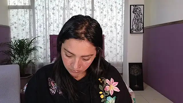 Snapshot of sweet_ahinara chatting on October 8, 7:18 pm sweet ahinara online show from October 8, 7:18 pm