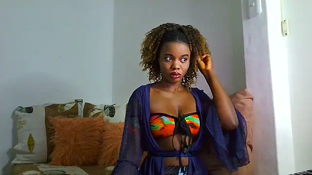 Snapshot of victora3 chatting on September 25, 12:43 am victora3 online show from September 25, 12:43 am
