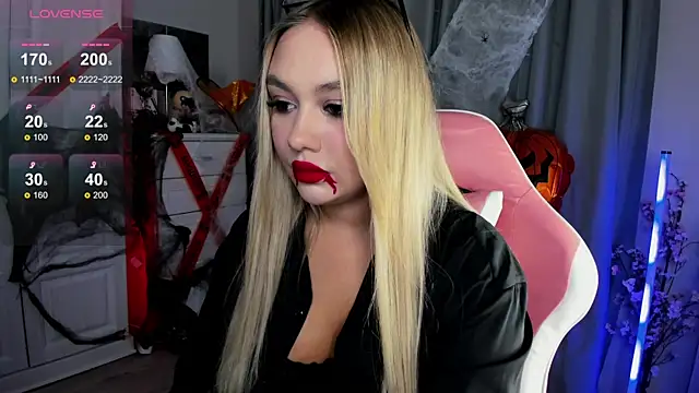  Loneve   online show from October 31, 2:43 pm