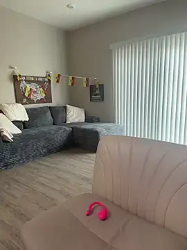 bossyroxy84 online show from July 30, 3:13 pm