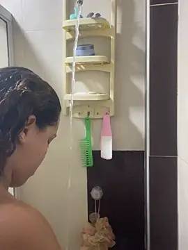 Anitta bell online show from January 18, 8:05 pm