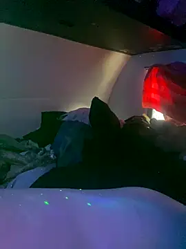 favoritestepsis online show from November 22, 8:33 pm