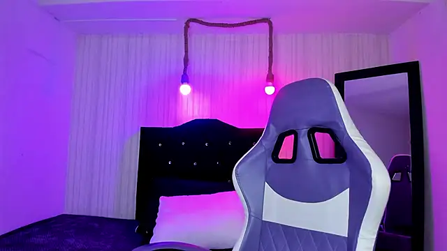 nicky angel1 online show from November 5, 6:35 pm