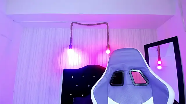 nicky angel1 online show from October 24, 6:37 pm