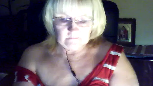 Violet5364 online show from November 16, 8:31 pm