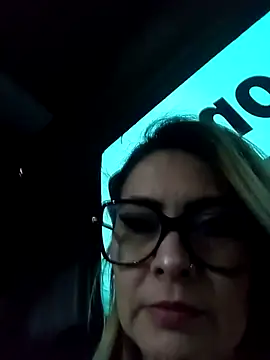 CandieGilson   online show from October 3, 11:04 am