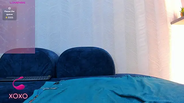 Naomii Viper online show from July 2, 11:16 am