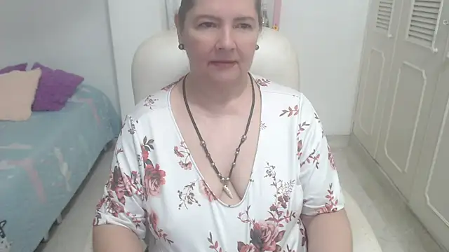 leonela 69 online show from July 15, 11:53 pm