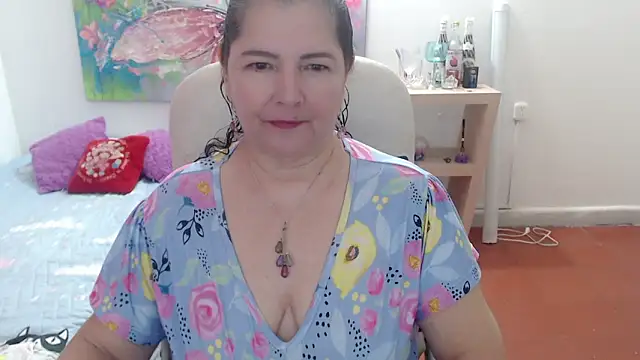 leonela 69 online show from March 10, 12:36 am