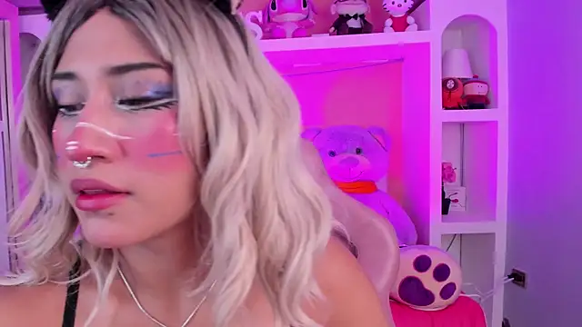 miss   megan online show from July 1, 2:33 am