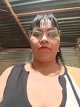 promiscuous-indecent-momm online show from August 3, 9:09 pm