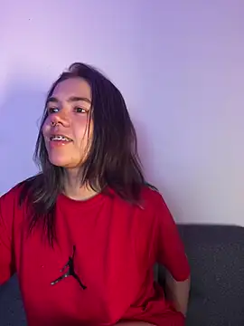 Melon-000 online show from June 6, 7:31 pm