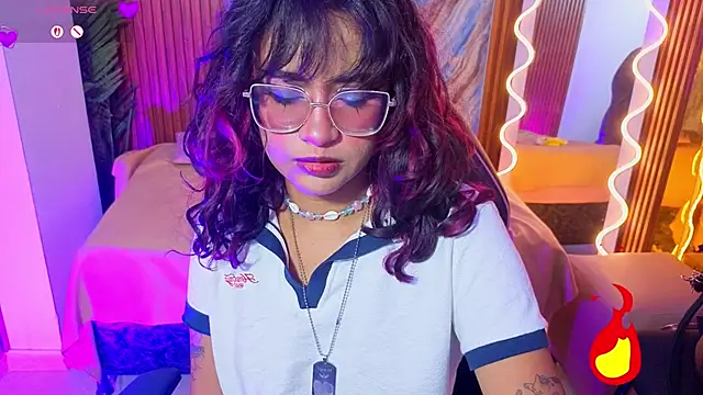 kristen tay online show from July 2, 3:06 am